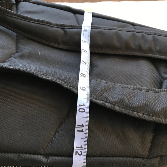 Beautiful ๐ backpack - Picture 9 of 10